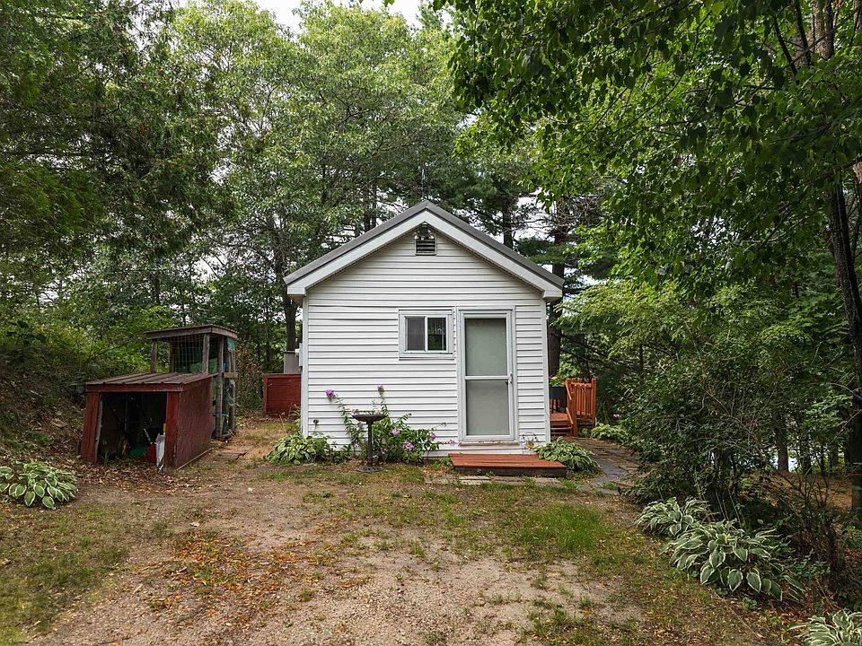 1st image of N8935 Deerborn Ave