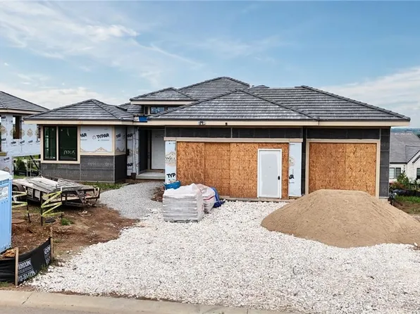13705 W Guilford Rd, Leawood, KS 66224
