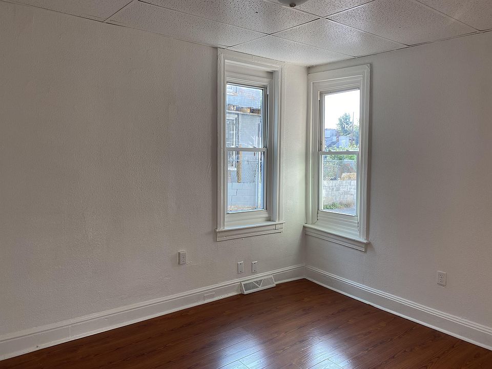 28 E Maple St, York Apt 1R Apartment Rentals York, PA Zillow