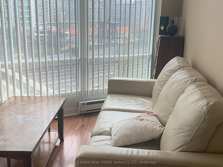 361 Front St W #705 — Photo 3