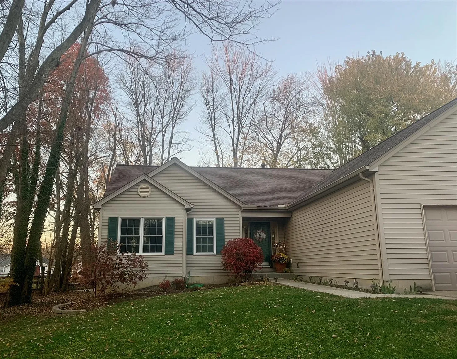 446 Bunchberry Dr photo 1