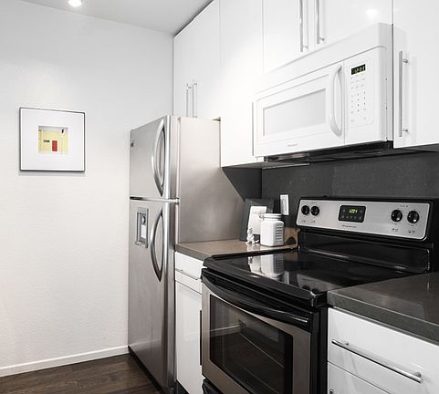 4th image of 141 S Clark Dr APT 205