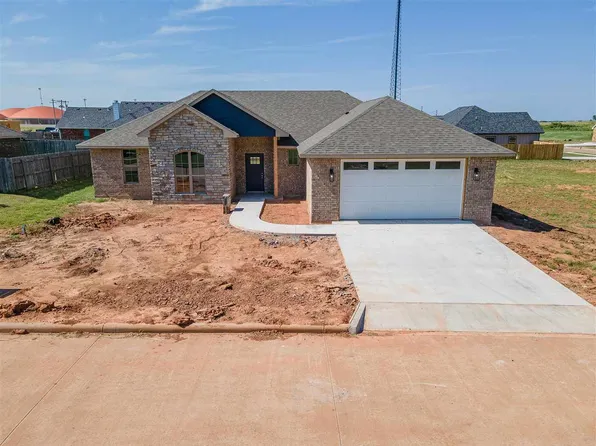 406 Bobwhite Rd, Geronimo, OK 73543