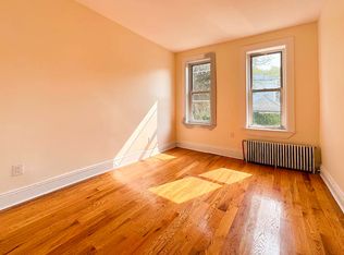 1479 E 34th St #1R, Brooklyn, NY 11234