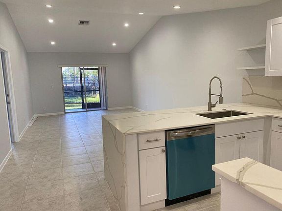 2nd image of 9973 Three Lakes Cir