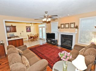 3005 Wolf Ridge Dr, New Albany, IN 47150