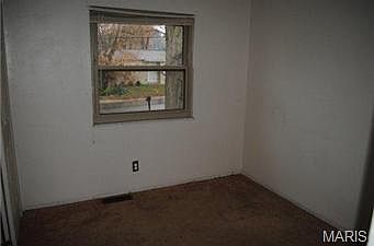 3rd image of 328 Reasor Dr
