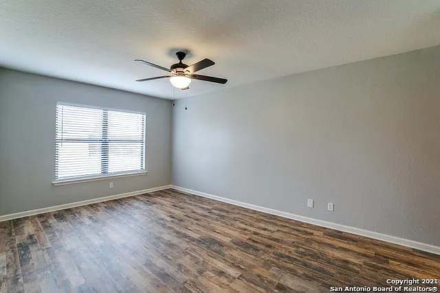 6406 Highland Grass — Photo 17
