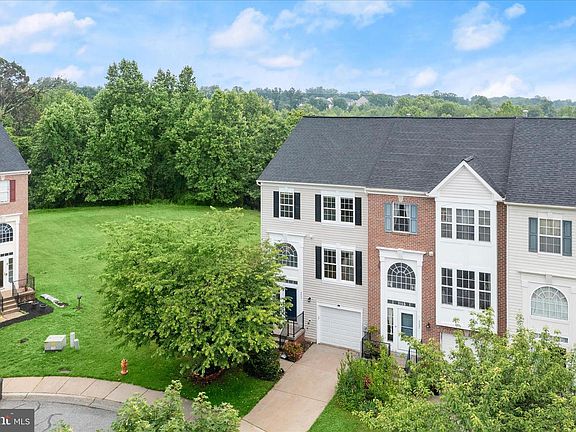 2nd image of 8822 Stonehouse Dr