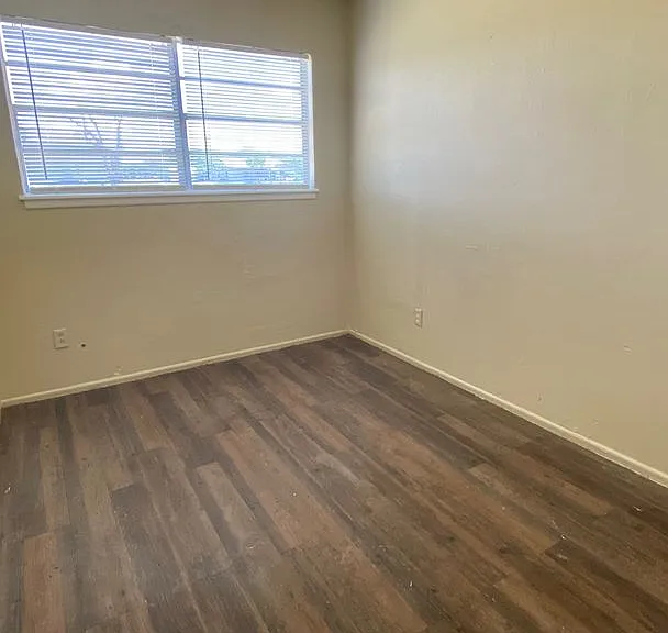 808 Vanda Ave — Photo 6
