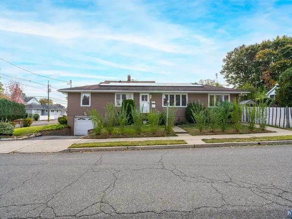 264 Jefferson Ave, Hasbrouck Heights, NJ 07604