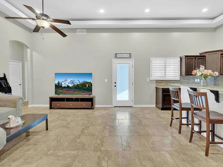 14540 Randall Cunningham — Photo 9
