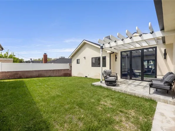 2316 N Parish Pl, Burbank, CA 91504