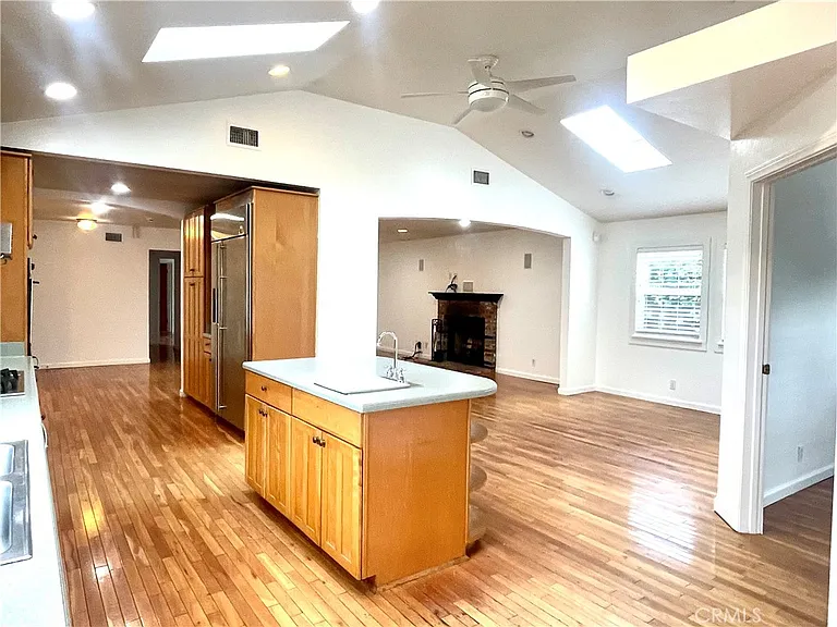 5702 Cynthia Ln — Photo 6