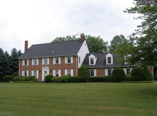 15465 Durkee Rd, Middlefield, OH 44062