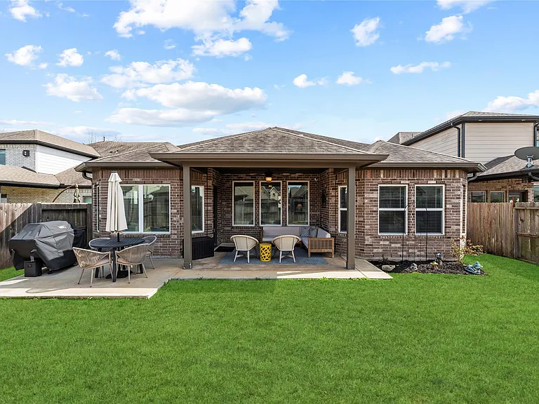 9019 Stanley Oak Dr — Photo 36