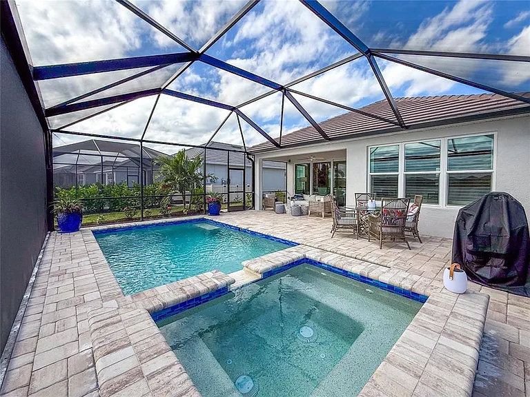 3263 Alba Cir — Photo 41