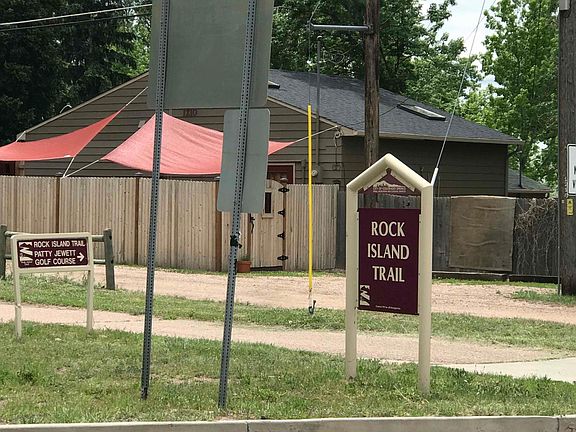 Less than .3 mile away is the Rock Island Trail. Two blocks away is the really nice park