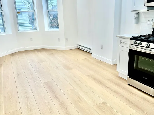 282 North Street image 1 of 23