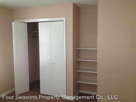4th image of 839 Brown St #A