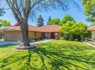 1182 Filbert Ave, Clovis, CA 93611