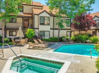 110 Village Rd, Lake Arrowhead, CA 92352