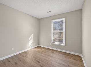 7541 Crestside Ln, Charlotte, NC 28227