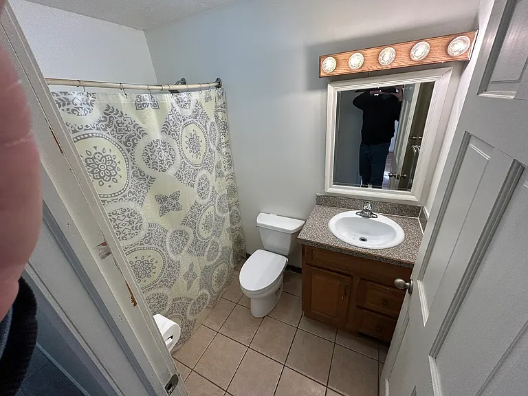 1882 Paul Dr — Photo 32