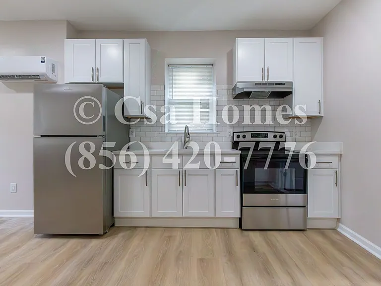 602-604 S Broadway — Photo 18