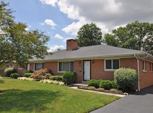 1720 Ardleigh Rd, Upper Arlington, OH 43221