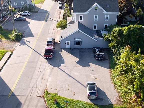 4th image of 68 Cutler St