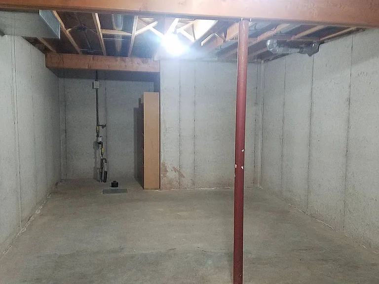 1749 Marissa Ct — Photo 24
