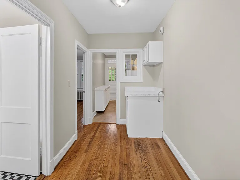 4824 Reservoir Rd NW #1 — Photo 6