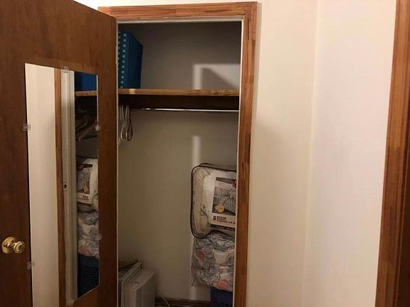 5th image of 6014 55th Dr Floor 1