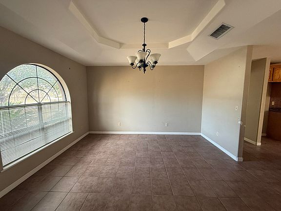 2nd image of 620 N Webb Ave