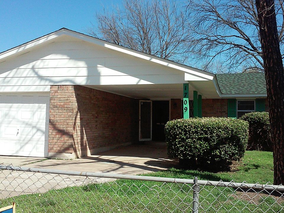 1st image of 1709 NE 20th St