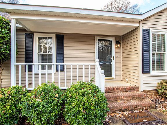 3rd image of 518 Brook Forest Dr
