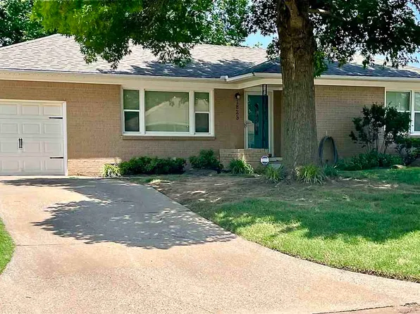 1823 W Chisholm Dr, Duncan, OK 73533