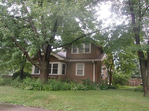 2nd image of 4456 45th Ave S