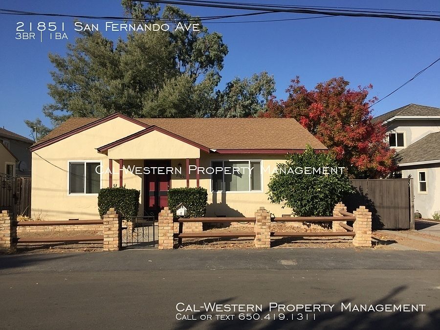 1st image of 21851 San Fernando Ave