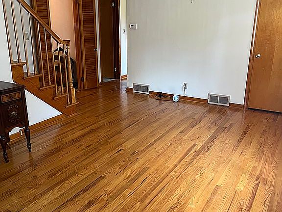 5th image of 1054 Eastland Ave SE