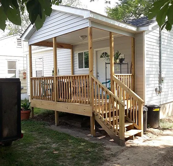 241 Jefferson Ave — Photo 1