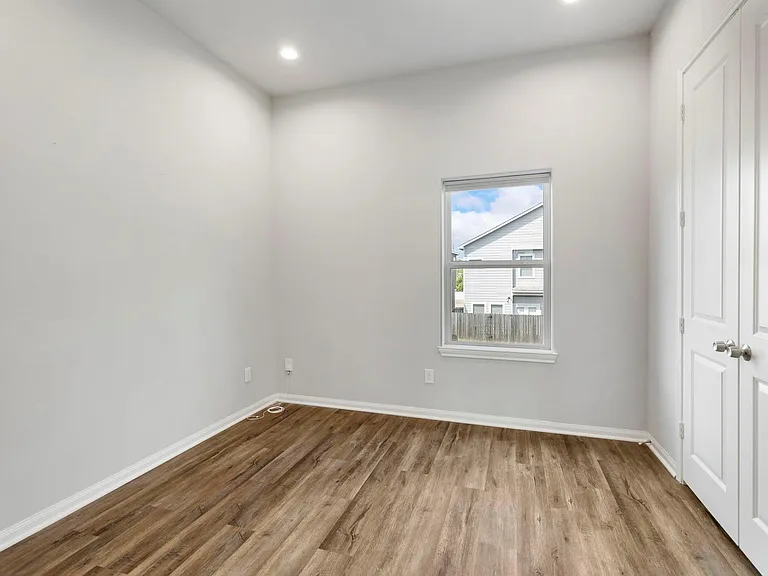 4908 Paradigm Ln — Photo 8