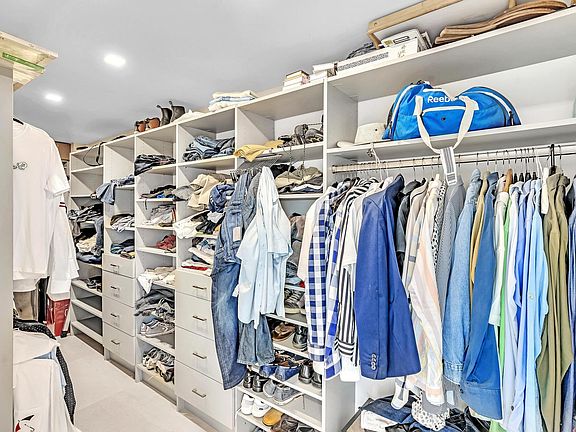2nd image of 19390 Collins Avenue #421