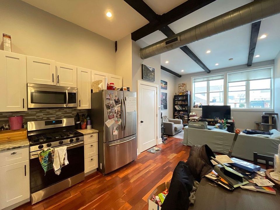 1st image of 1027 E Montgomery Ave APT 9