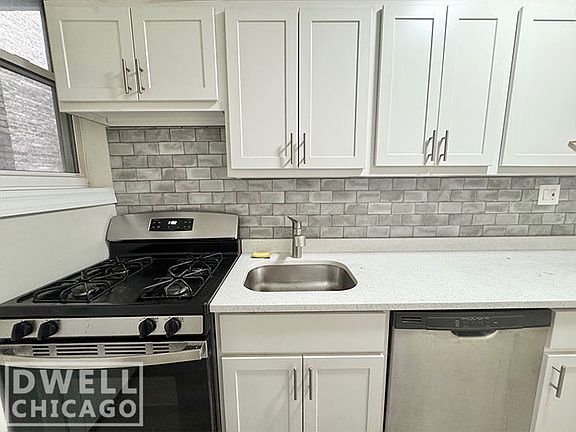 5th image of 4216 N Clark St #42223