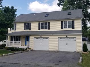 412 Fairmount Dr, Edgewater, MD 21037