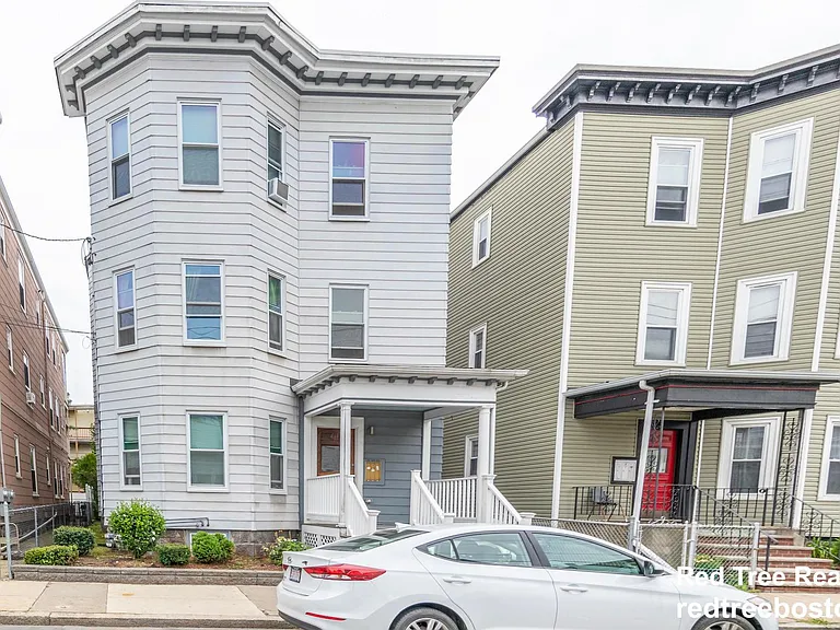 35 Harbor View St #3 — Photo 14