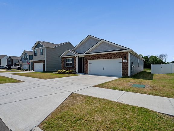2nd image of 1504 Dove Dr
