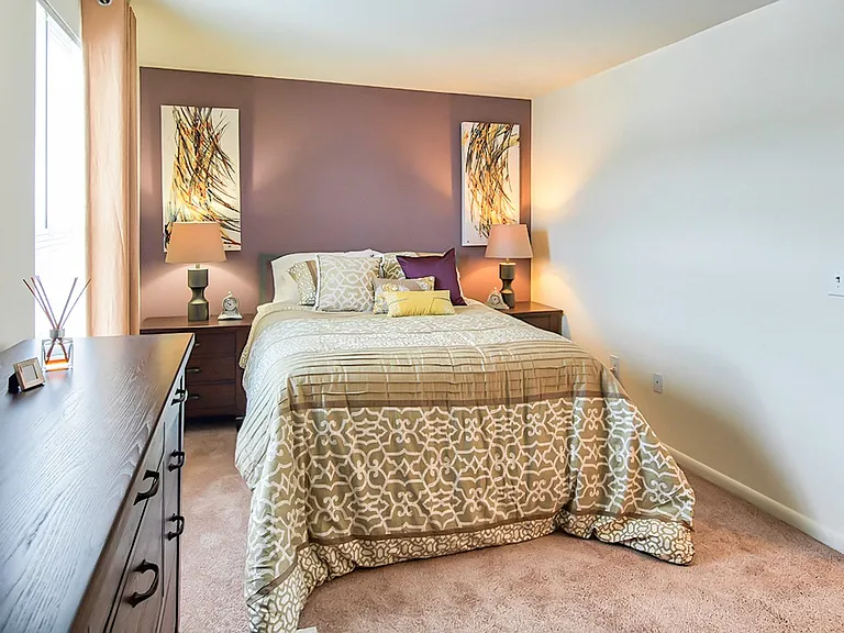 Dunfield Townhomes — Photo 22